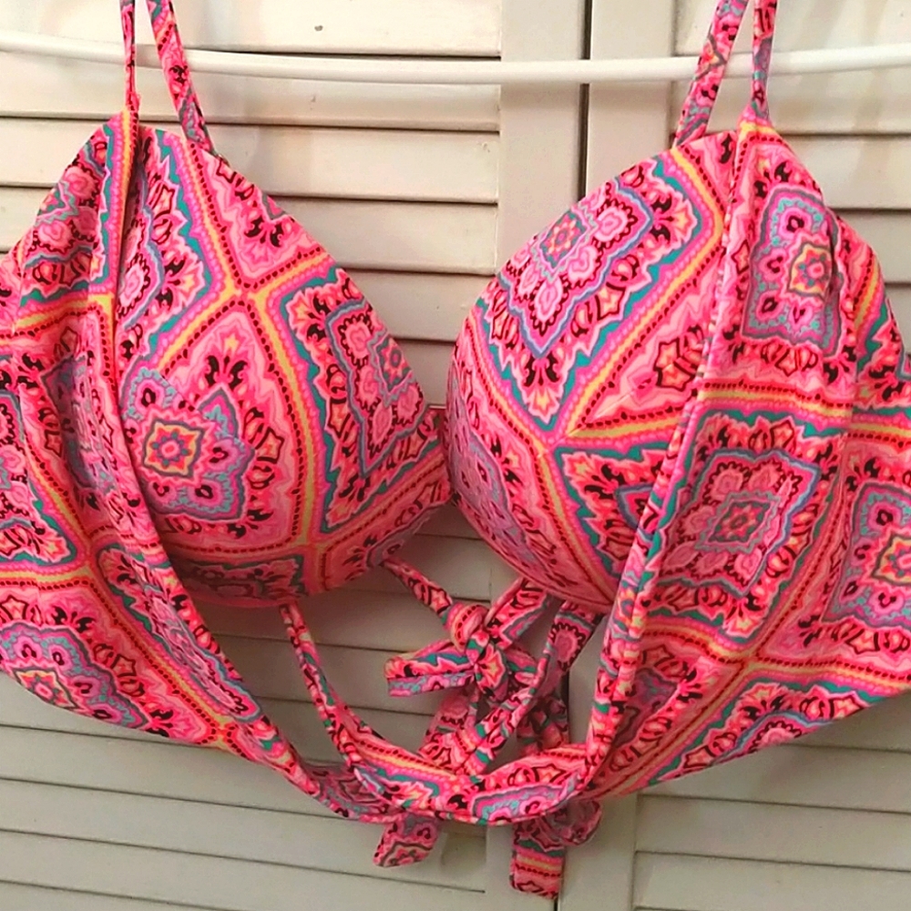 Bathing suit top